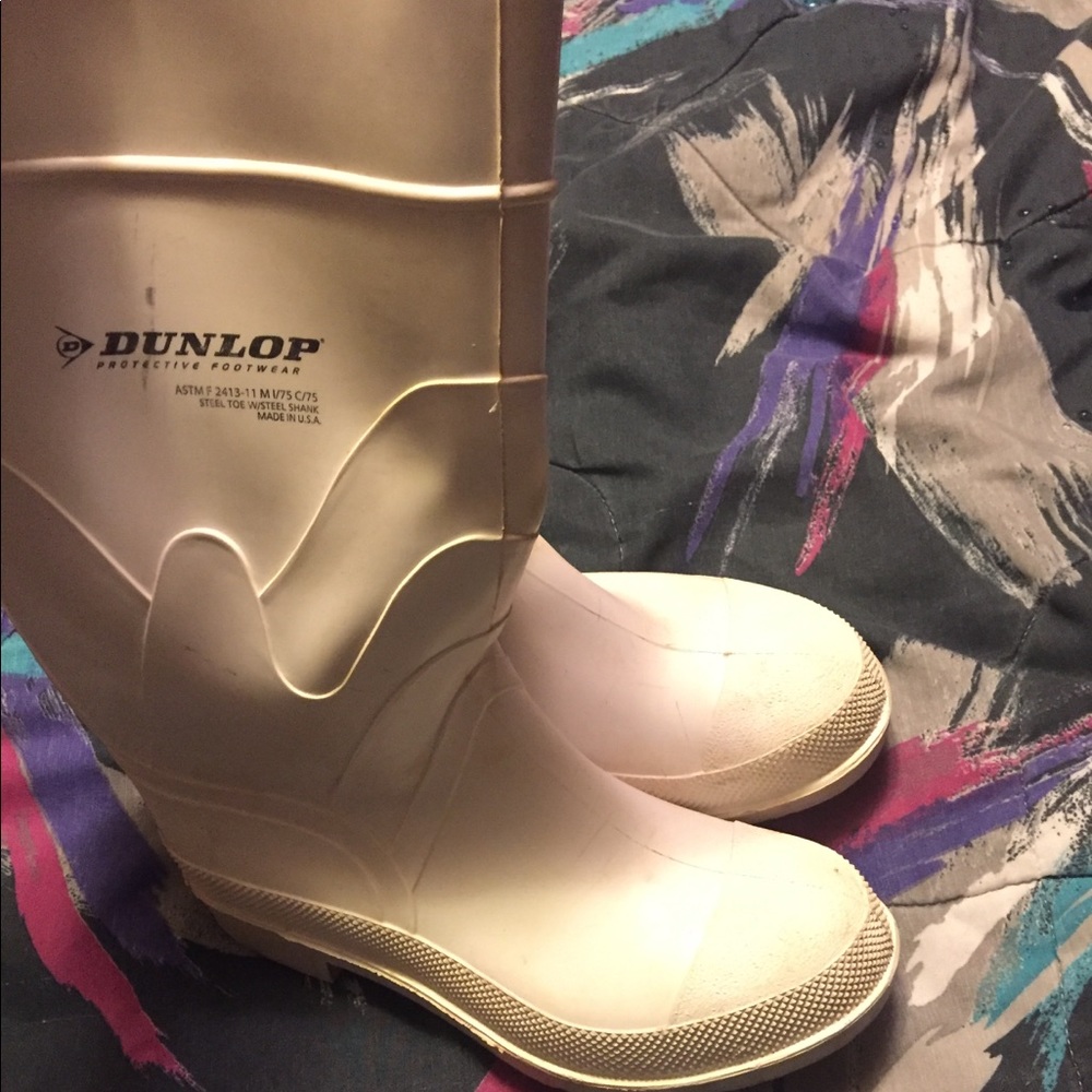 Dunlop protective boots-steel shank and steel toe